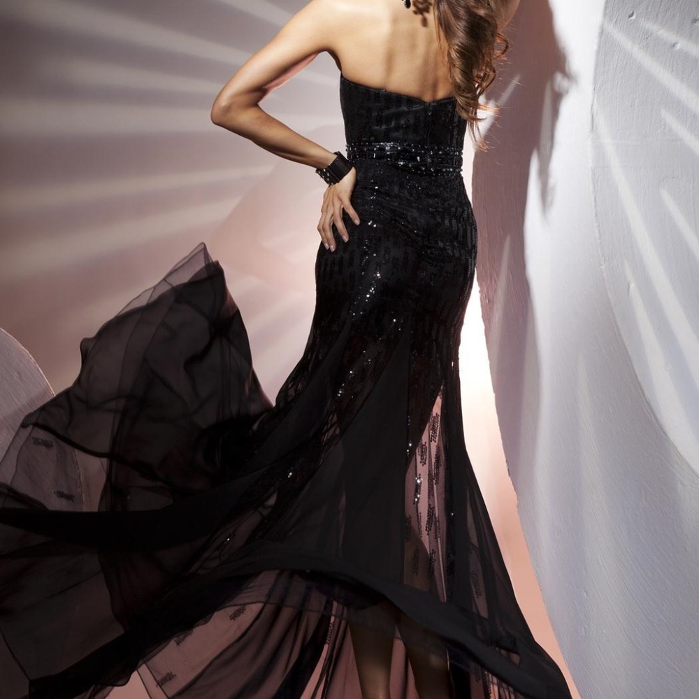 Tony Bowls Prom Pageant Dress Size 8